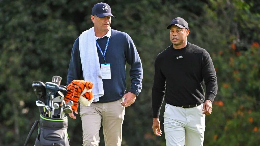 Tiger Woods krijgt weer hulp van Lance Bennett - Blog