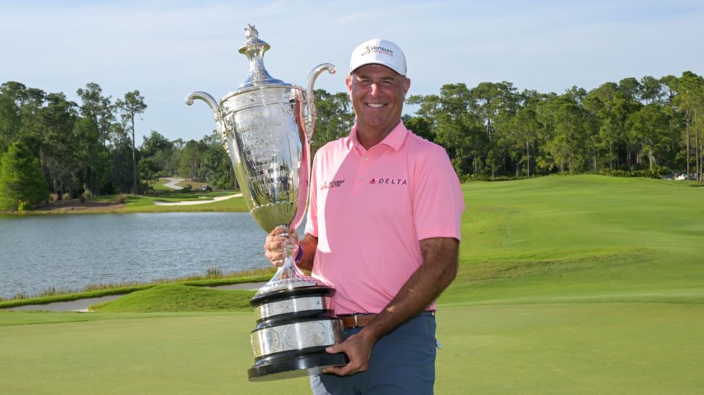 Stewart Cink wint Senior PGA Championship  - Blog