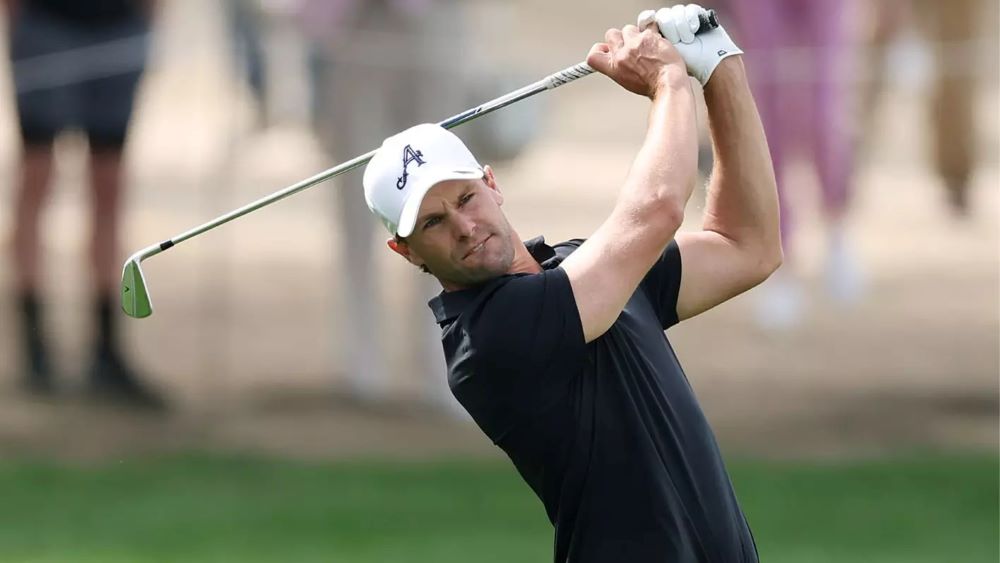 Thomas Detry op de hielen van leider Tyrrell Hatton op Valderrama
