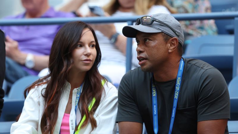 Erica Herman eist 30 miljoen dollar van Tiger Woods - Blog
