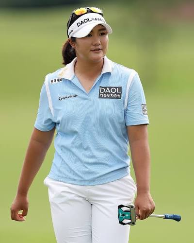 Ina Yoon struikelt, Manon De roey stijgt in KPMG - Blog