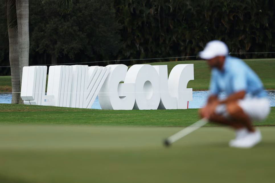 Dominostenen vallen voor LIV Golf - Blog