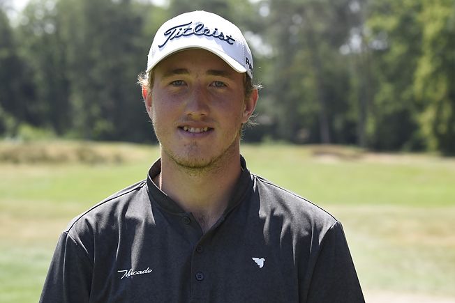 Ryan Lundh op de hielen van leider Nevill Ruiter in Gelpenberg Open