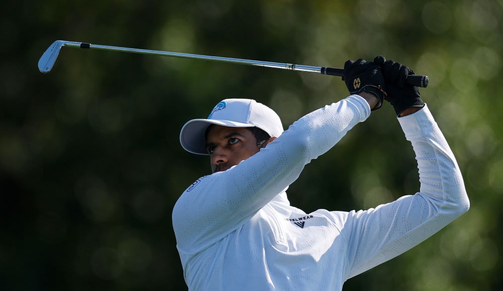 Waarom Aaron Rai bij het golfen twee handschoenen draagt? - Blog