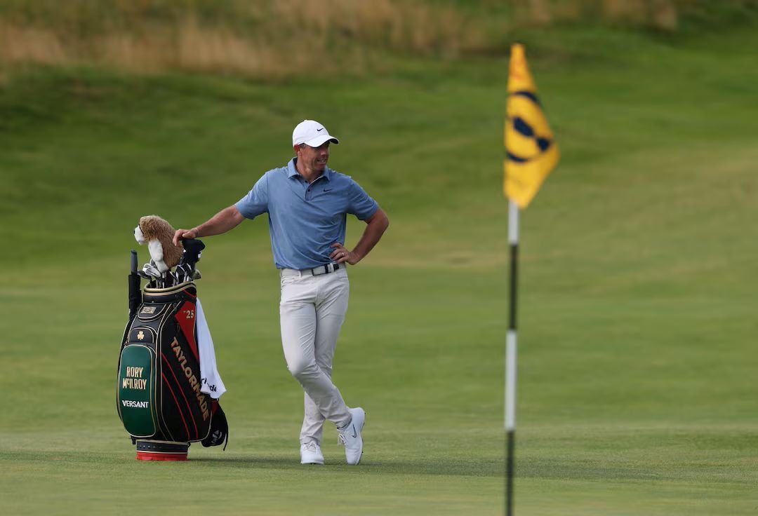 Rory McIlroy is lid op… 18 golfclubs