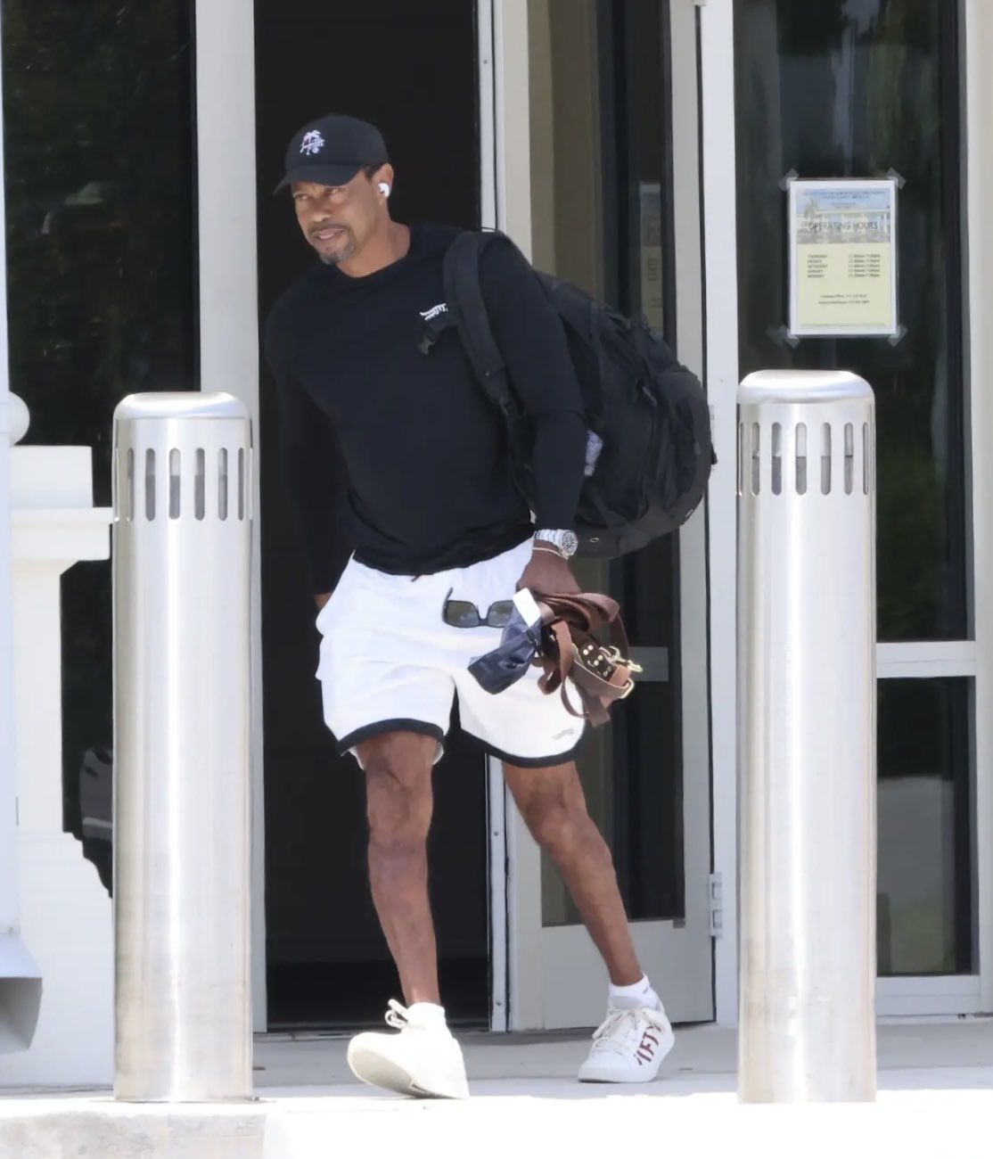  Tiger Woods is terug thuis