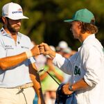 Cameron Young tilt zich naast Rory McIlroy in The Masters