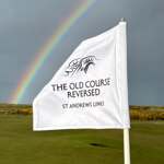 Een regenboog boven de Old Course