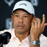 Tiger Woods blijft doordoen